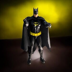 DC Comics Giant Batman Action Figure 19” Tall Movable Arms & Legs- Flowing Cape